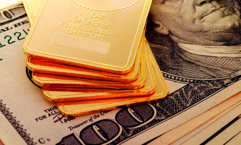Gold heads for biggest monthly rise since November on Middle East